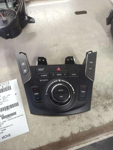 Heater A/c Control HYUNDAI SANTA FE 17 18 AC TEMPERATURE SWITCH ID 972504ZEA0 - Picture 1 of 5