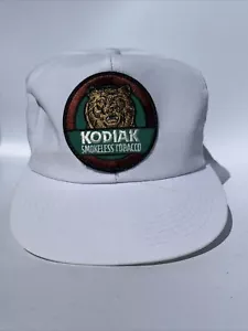 Cappello vintage pulito Kodiak senza fumo tabacco orso patch camionista snapback USA (14) - Foto 1 di 5
