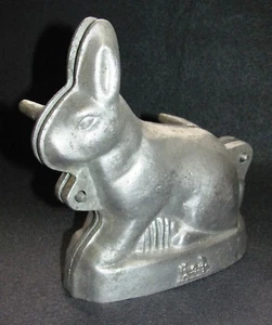 Aluminum Backform - Hase- 30/40er Jahre - Picture 1 of 1
