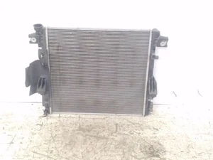 43K MILES - Radiator | Fits 2007-2018 Jeep Wrangler - Picture 1 of 12