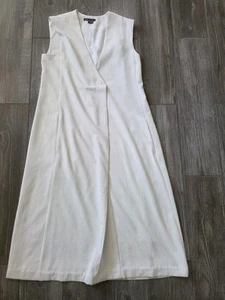 Vince Plissee Midikleid mit V-Ausschnitt und Taschen weiß Gr. S. Schwache Markierung vorne. - Bild 1 von 11
