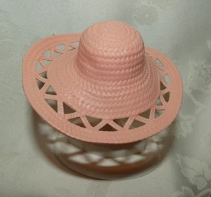 BARBIE ACCESSORY- LARGE PEACH PLASTIC SUN HAT FOR DOLL - Picture 1 of 6