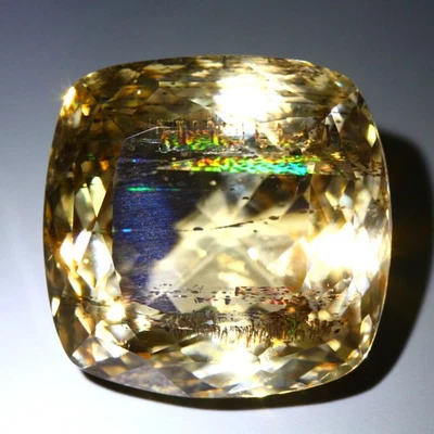62.45 Cts_Antique Collection_100% Natural Unheated BIG Rainbow Rutile Scapolite - Image 1 of 4