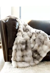 Coperta di lusso Minky Couture nuova con etichette ESAURITA Premium Cloud Angora Grande 60x84 - Foto 1 di 5