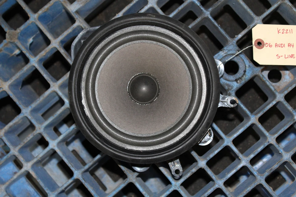 2006 AUDI A4 QUATTRO S-LINE FRONT LEFT OR RIGHT DOOR BOSE AUDIO SPEAKER K2211 - Image 1 of 1