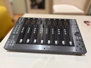 SSL UF8 Controller, wie neu! - Bild 1 von 2