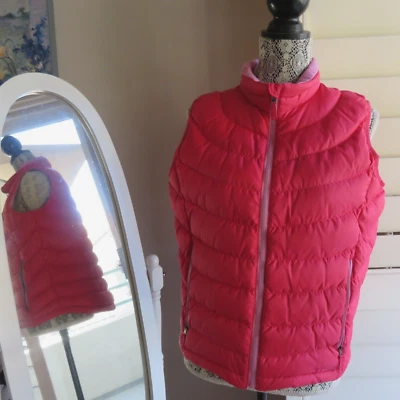 NUEVO CON ETIQUETAS LL Chaleco acolchado plumón de ganso azalea rojo frijol XL 18 ropa exterior apretado Foto 1 de 4