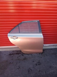 2015 2016 2017 TOYOTA CAMRY REAR RIGHT SIDE DOOR - COLOR 5B2 - Picture 1 of 9