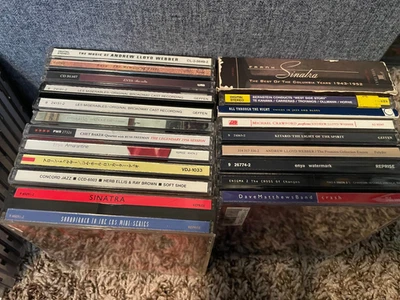 Lot of 19 CDs Jazz Broadway New Age Chet Baker Sinatra Enya Les Miserables Foto 1 de 3