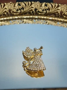 Monet Rhinestone Angel Playing Music Horn Gold Tone Brooch/Pin Sparkling Shiny - Picture 1 of 8