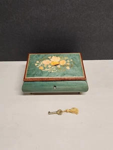 Vintage Italian Hand Crafted Natural Wood Reuge Musical Jewelry Box with Key - Picture 1 of 14
