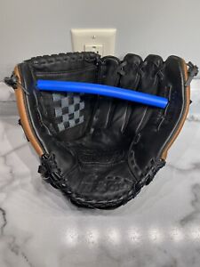 Wilson 14" A2444 Black Elite Softball Glove Over Sized Pocket RH Good Condition 