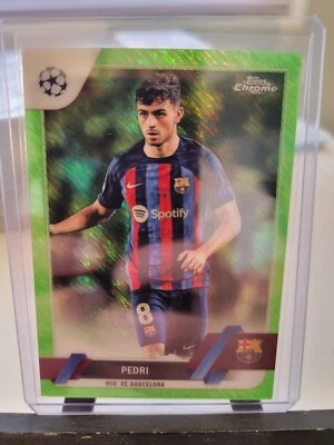 Pedri Neon Green Shimmer 398/399 2022-23 Topps Chrome UEFA Club Competitions - Image 1 of 2