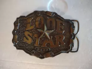 1975 Bergamotte Messing Lone Star Bier Gürtelschnalle mit Flaschenöffner, Texas - Bild 1 von 2