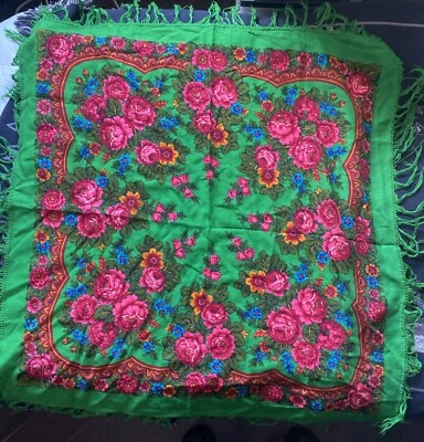 New VTG Pavlovo Posad Green Shawl Pink Red Blue Flowers 36” X 36” Made In USSR - Image 1 of 4