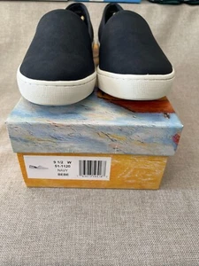 Bella-Vita Slip-on Women's Navy Size 9.5 wide - Picture 1 of 6