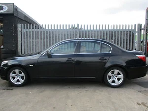 BMW E60 E61 SERIE 5 PASENGER MANIJA PUERTA TRASERA DELANTERA + TAPA ZAFIRO NEGRO DESNUDO - Imagen 1 de 4