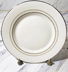 WEDGWOOD Vera Wang WITH LOVE Salad PLATE 8" England NEW OPEN BOX - Picture 1 of 5