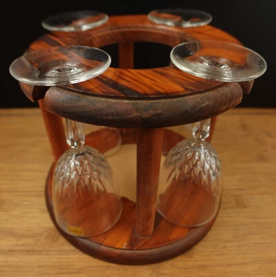 Expositor/soporte de madera para copas de vino con 4 copas Luminarc EE. UU. Foto 1 de 4