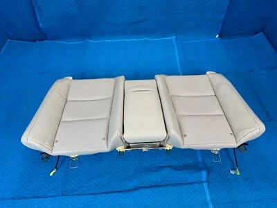 Lexus ES350 Rear Seat Upper Cushion w/Armrest, Cupholder Ecru:LA01 2013-2018 OEM - Imagem 1 de 4
