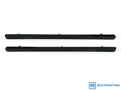 Parachoques trasero izquierdo y derecho Corvette C4 1984-90 moldura Beltline 14043134 14043133 Foto 1 de 4