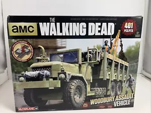 McFarlane Toys The Walking Dead Woodbury Assault Vehicle Building Set - Bild 1 von 7