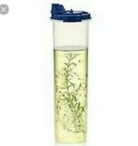TUPPERWARE NUOVO: SPAGHETTIERE CON SIGILLO OLIO ACETO .(oliera) - Foto 1 di 1