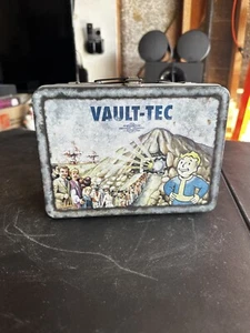 Fallout 3 Collector's Vault-Tec Lunchbox Only - Picture 1 of 6