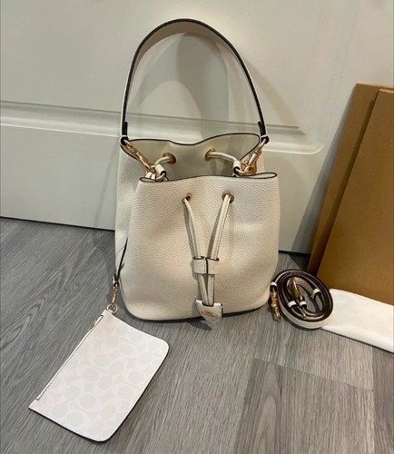 Borsa a secchiello Coach Rowan borsa a tracolla gesso CBH06 outlet NUOVA