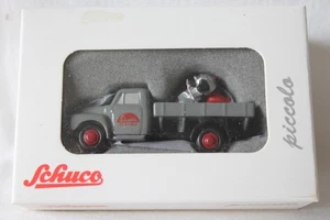 Schuco Piccolo 450586800 Opel Blitz Pritsche "Vespa Servizio" mit Ladegut - Picture 1 of 2