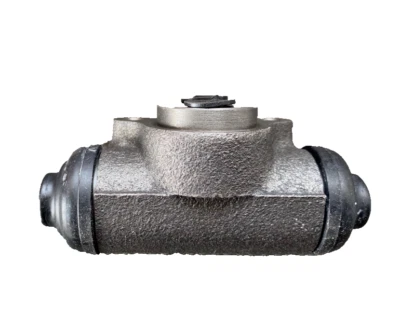 Cilindro de rueda trasera izquierda Repco - Se adapta a Ford Courier y Mazda B2000, B2200 79-82 Foto 1 de 4