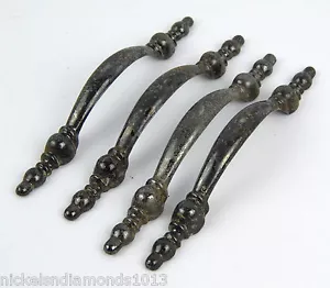 Set 4 tiranti/maniglie per cassetti 5" vintage da recupero colore nichel invecchiato - Foto 1 di 6