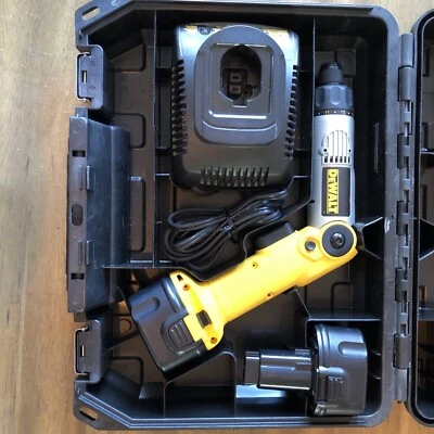 Taladro inalámbrico DeWalt 7.2 2 baterías, cargador y estuche rígido Foto 1 de 4