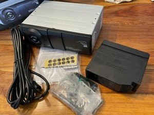 Fiat Idea NEW GENUINE 10 disc CD changer kit 46002856 11A - Picture 1 of 6