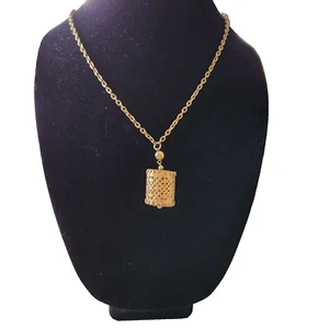 Vtg  Round Gold Tone Prayer/Wish/ Memory Box Filigree Pendant Necklace - Picture 1 of 7