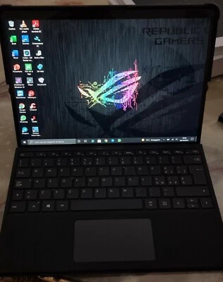 Microsoft Surface Pro X 13" (128 GB SSD, Microsoft SQ1, 3,00 GHz, 8 GB)  - Immagine 1 di 4