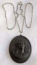 Kamee Anhänger an Silberkette 60cm Material? Frauenbüste ca 5cm x 4cm