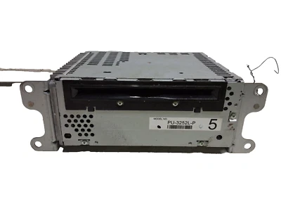 11 Ford explorer AM/FM XM CD radio receiver OEM BB5T-19C107-BS - Image 1 of 4