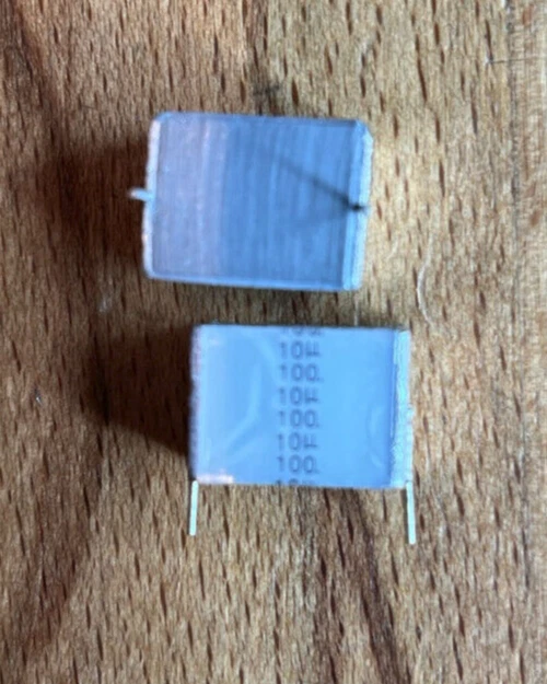 2 x  10µF 100V RM 15 Folienkondensator MKT - Bild 1 von 1
