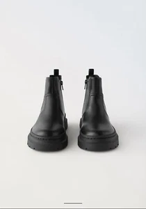 Zara TREADED CHELSEA BOOTS Gr. 5 - Bild 1 von 10