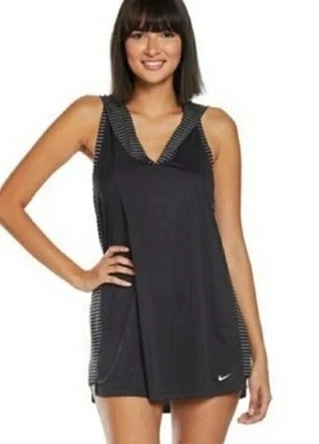 Vestido Nike con capucha espalda de corredor talla grande negro Foto 1 de 4