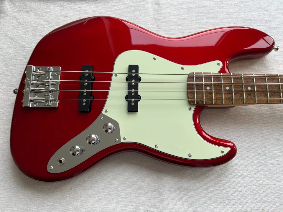 E Bass Squier by Fender Jazz Bass - Bild 1 von 4