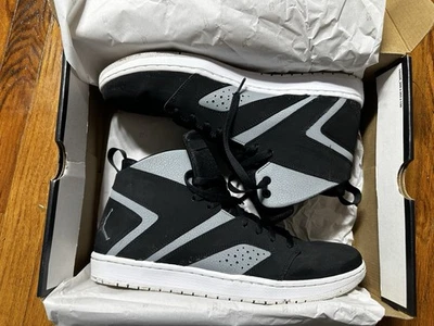 Jordan Relentless (Negro/Blanco/Gris) - Para hombres EE. UU. Talla 13 Usado Foto 1 de 4