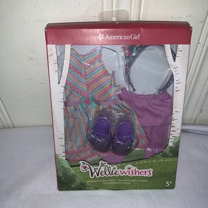 American Girl Gummistiefel Wishers Bänder und Streifen Outfit neu im Karton NRFB im Karton Schuhe - Bild 1 von 4