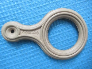 Anello dentizione bambino vintage perfetto 4 3/4" x 2 1/4" - Foto 1 di 6