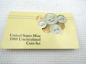 1988 Uncirculated Coin Set U.S Mint Original Government Packaging - Picture 1 of 7