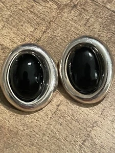 DULCE MEXICO SIGNED, STERLING & ONYX CLIP-ON EARRINGS, MODERNIST - Picture 1 of 3