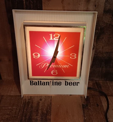 Reloj de Pared Iluminado Vintage Ballantine Beer Premium 1967 Probado Leer 15" X 12" Foto 1 de 4