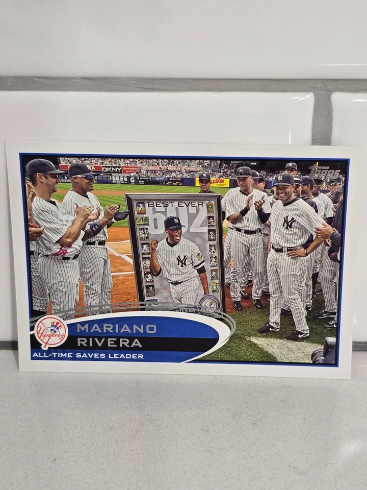 2012 Topps Base #1-660 Plus Parallels (Blue, Gold /2012, Gold Sparkle) You Pick! - Image 1 of 1