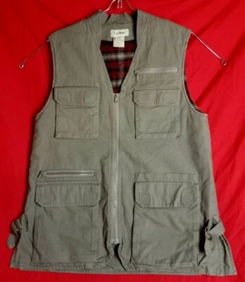 LL Bean Women M Vintage Thinsulate Insulation Plaid Lining Green Fishing Vest 1 - Image 1 of 4